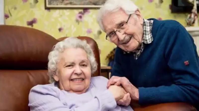 Sometimes it is possible to find the light of love even in the darkest of times. Like Edith Steiner who was just 20 when she barely escaped death while being held at the Auschwitz concentration camp by the Nazis. John Mackay, the then-23-year-old Scottish soldier who saved Edith, is still with her celebrating their 71st Valentine’s Day together. Edith and her mother were the only remaining members of their family who had not been sent to the gas chambers which meant certain death. But they were saved by a commando team – which Mackay was a part of – that freed a number of Jewish prisoners from the clutches of the Nazis in Poland.